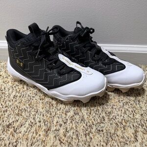 Under Armour Kids Black and White Baseball Cleats